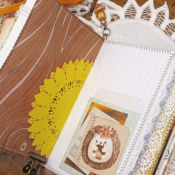Gratitude Soft Plush Cover Fall Junk Journal - Picture 7 of 13